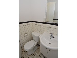 Bachelor apartment for rent in TORONTO 