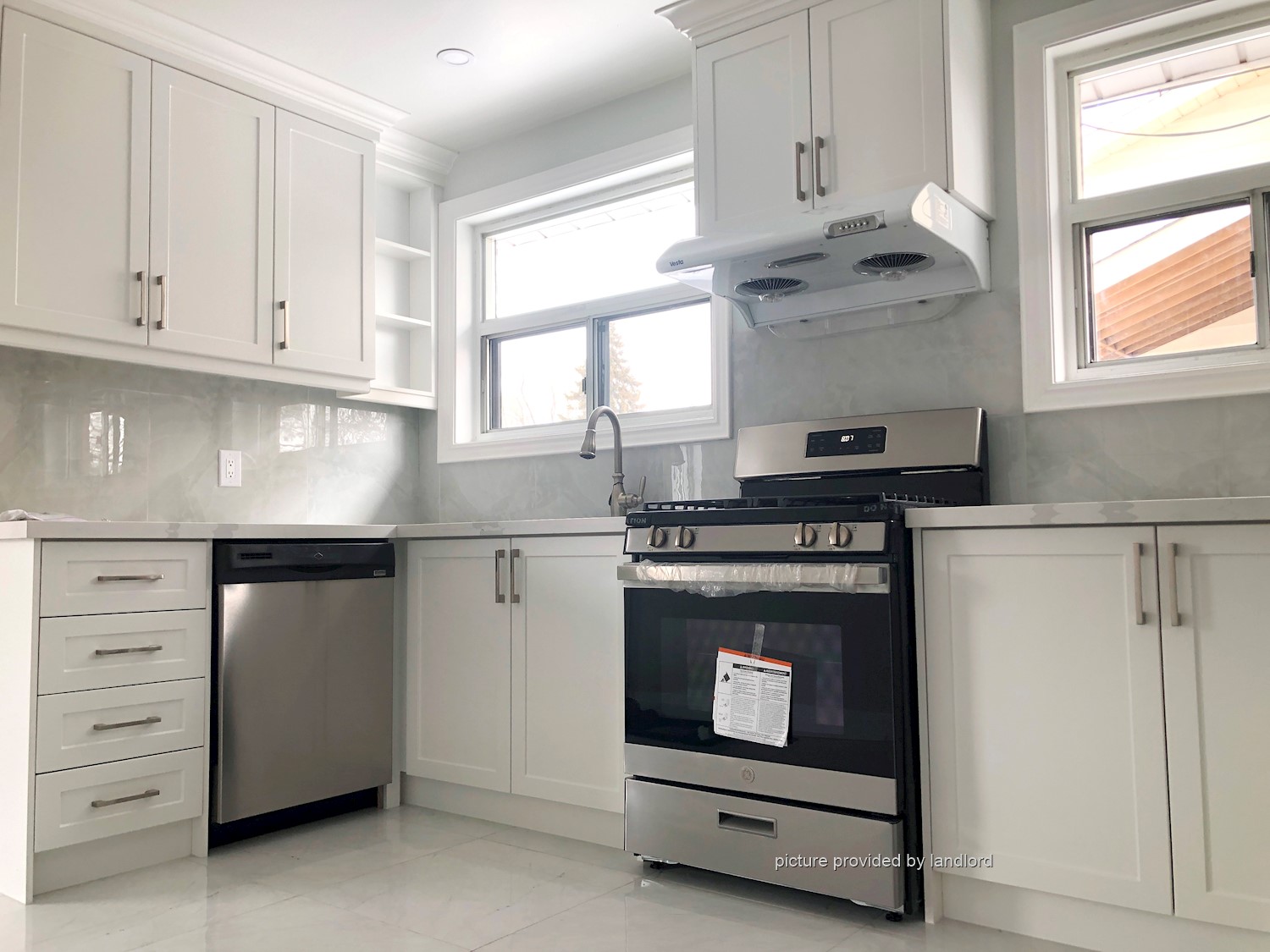 For rent 925 Reytan Blvd Pickering, 3+ bdrm Viewit 223165