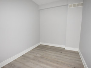 3+ Bedroom apartment for rent in TORONTO
