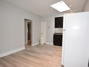 3+ Bedroom apartment for rent in TORONTO