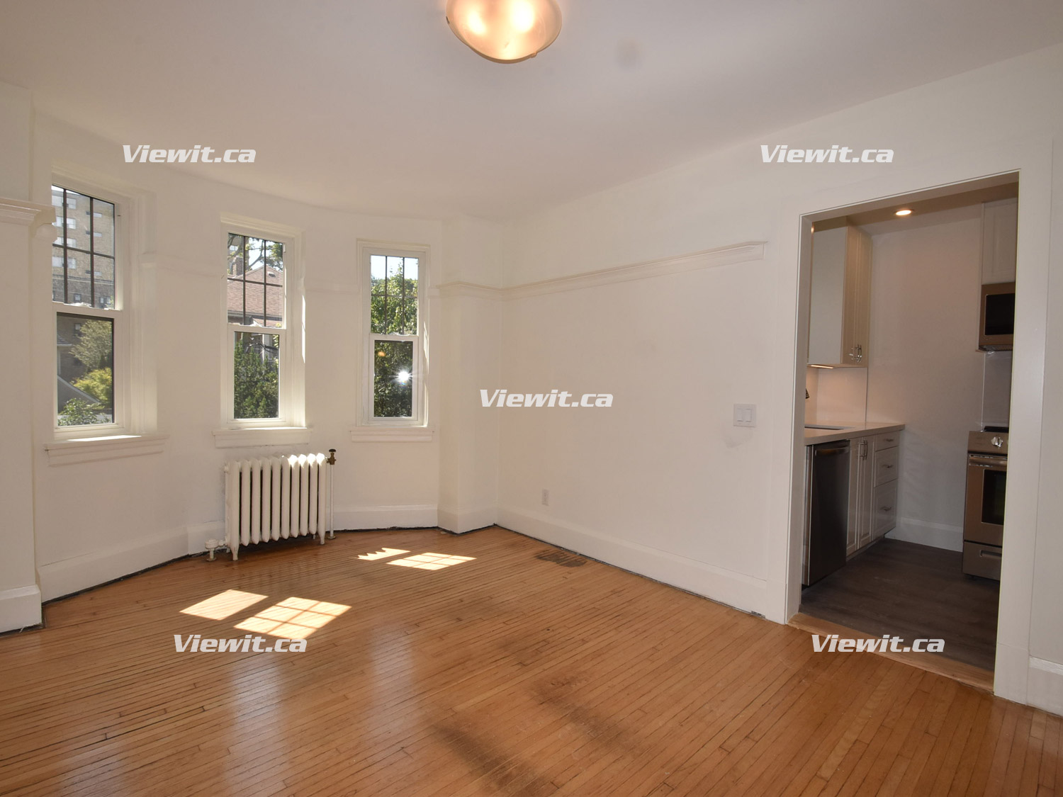 For rent 48 Lawton Blvd Toronto, 2 bdrm Viewit 226051