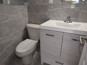 Bachelor apartment for rent in ETOBICOKE 