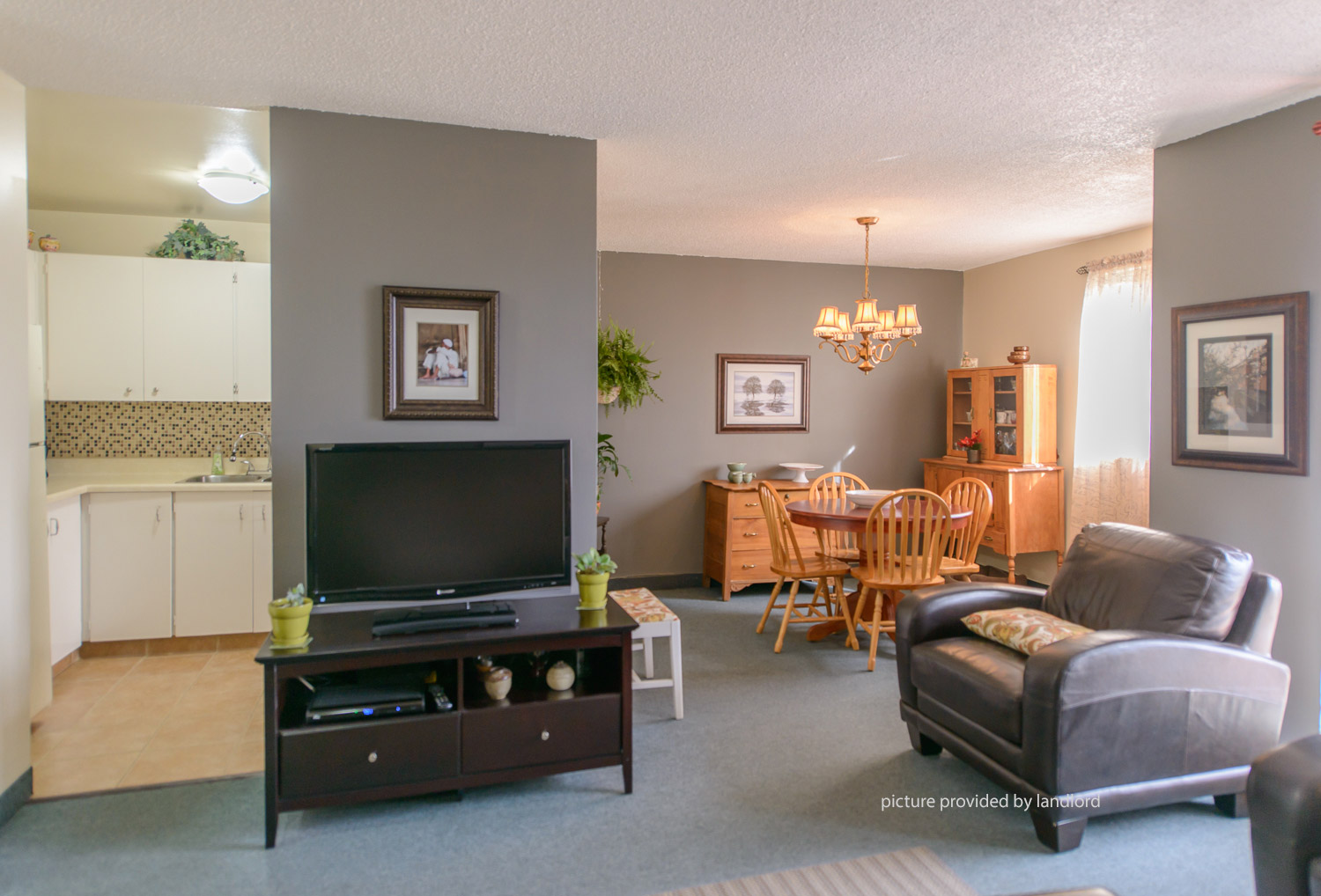 For rent 62 Roehampton Ave St Catharines, 2 bdrm Viewit 226687