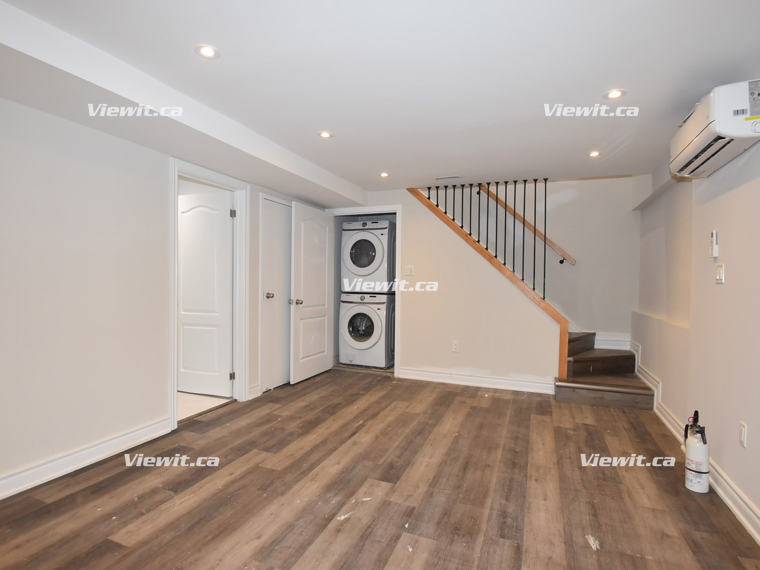 For rent DanforthJones Toronto, 2 bdrm Viewit 226705