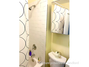 2 Bedroom apartment for rent in TORONTO