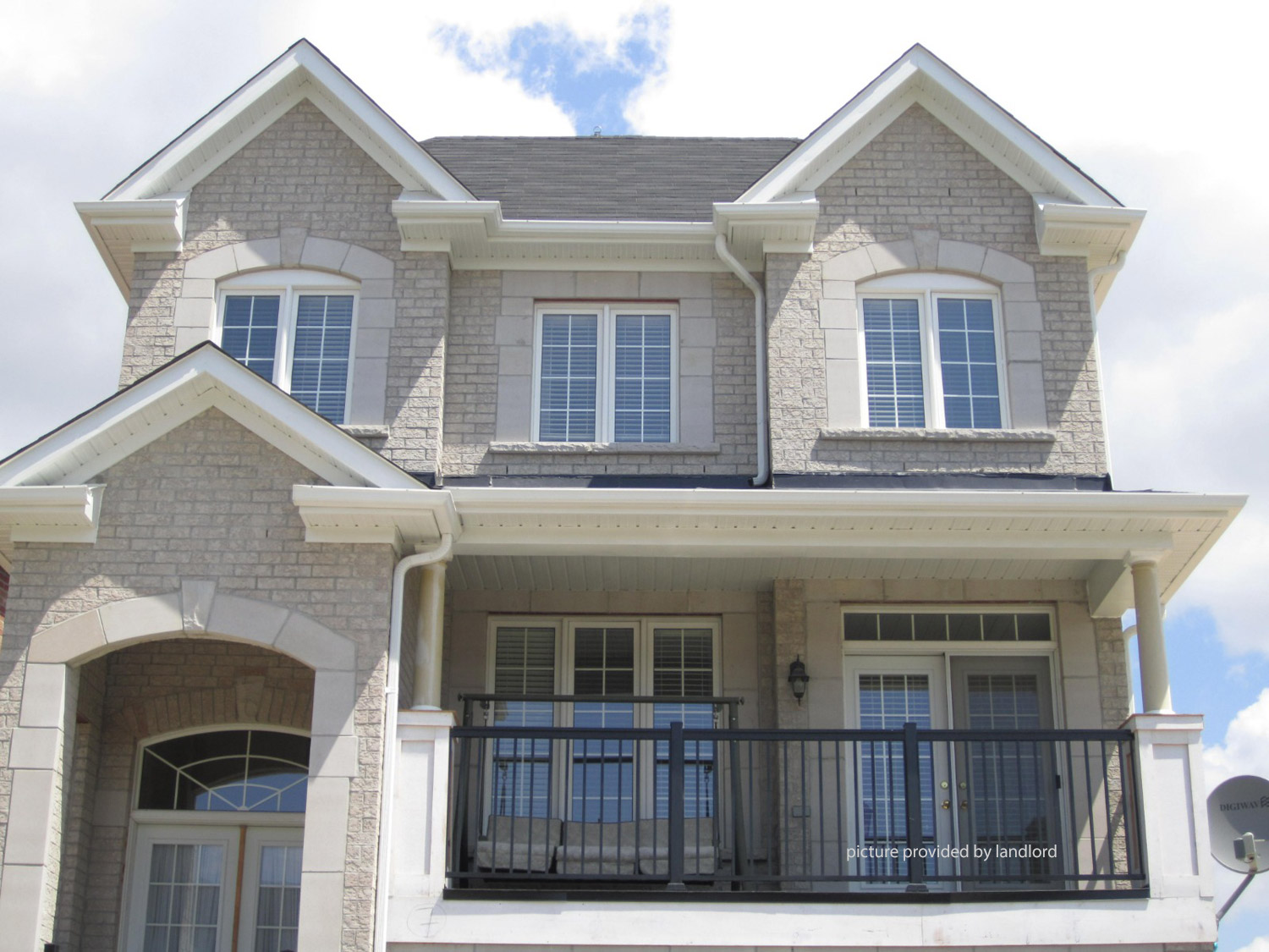 For rent BramaleaCountryside Brampton, 3+ bdrm Viewit 227340