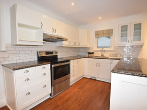 3+ Bedroom apartment for rent in SCARBOROUGH 