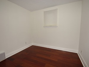 3+ Bedroom apartment for rent in SCARBOROUGH 