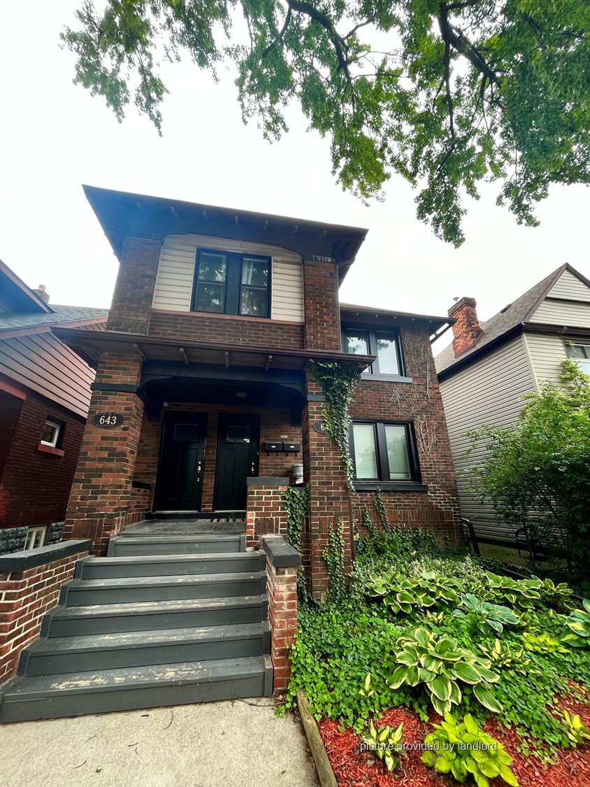 For rent WyandotteDougall Windsor, 2 bdrm Viewit 227973