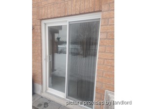 Room / Shared apartment for rent in BRAMPTON