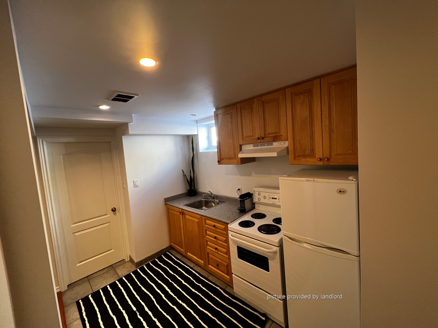 For rent WardenSt Clair Toronto, 1 bdrm Viewit 228370