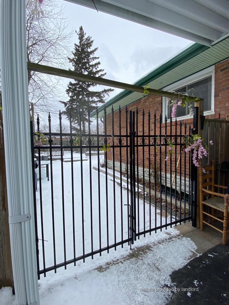 For rent MidlandKingston Road Toronto, 2 bdrm Viewit 228822