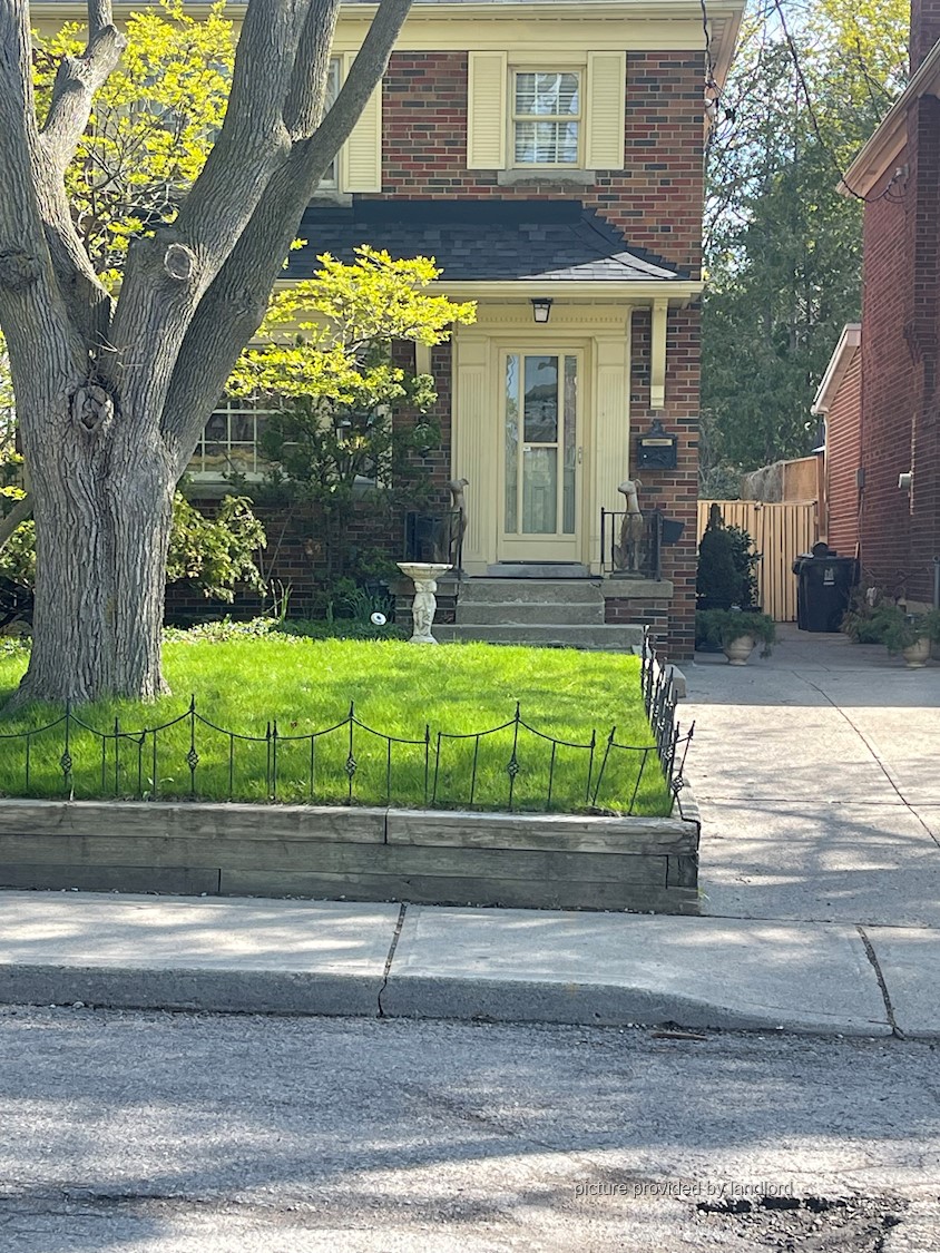 For rent Bayview And MooreSou Toronto, 1 bdrm Viewit 228825