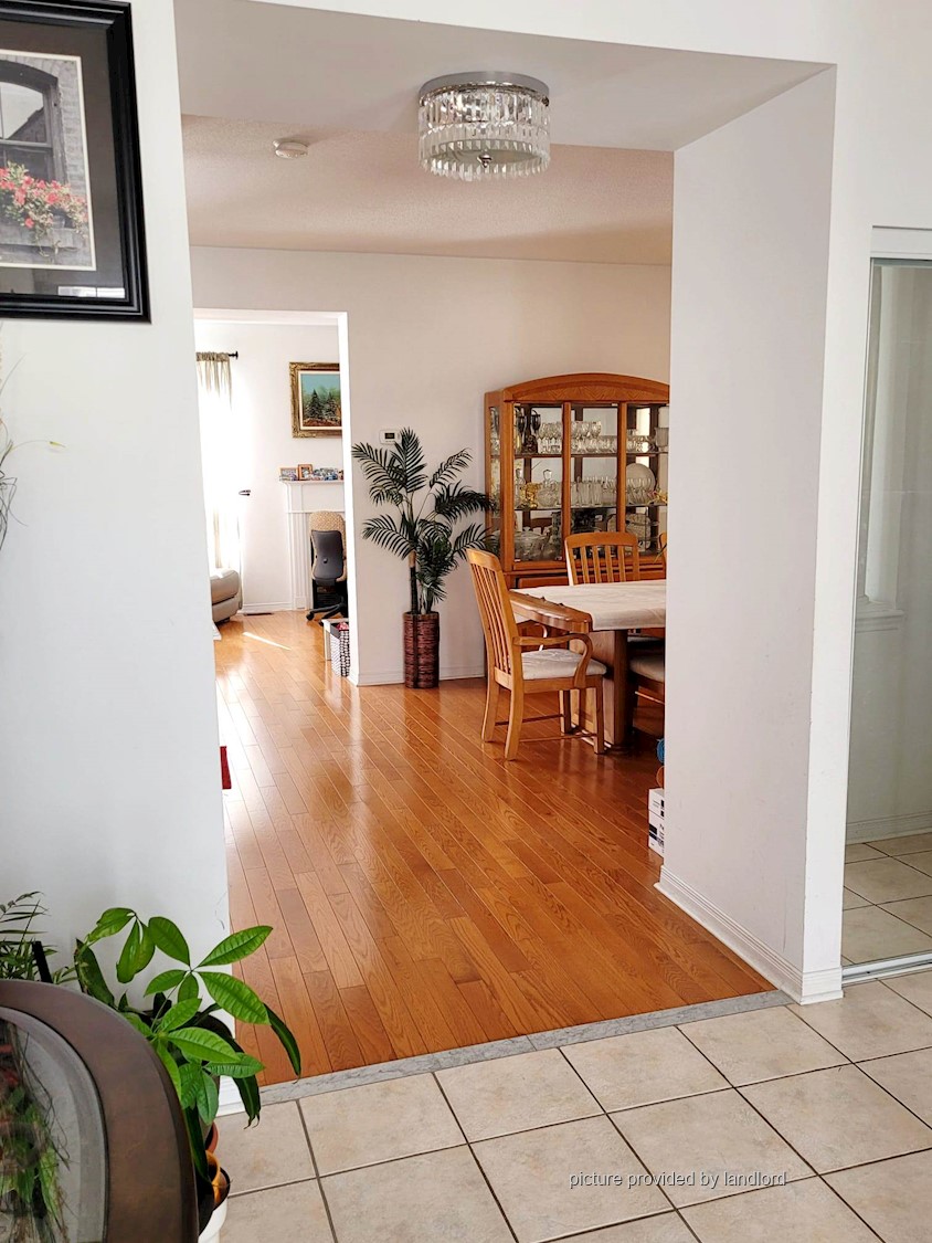 For rent 25 Slader Heights St Ajax, 3+ bdrm Viewit 228827