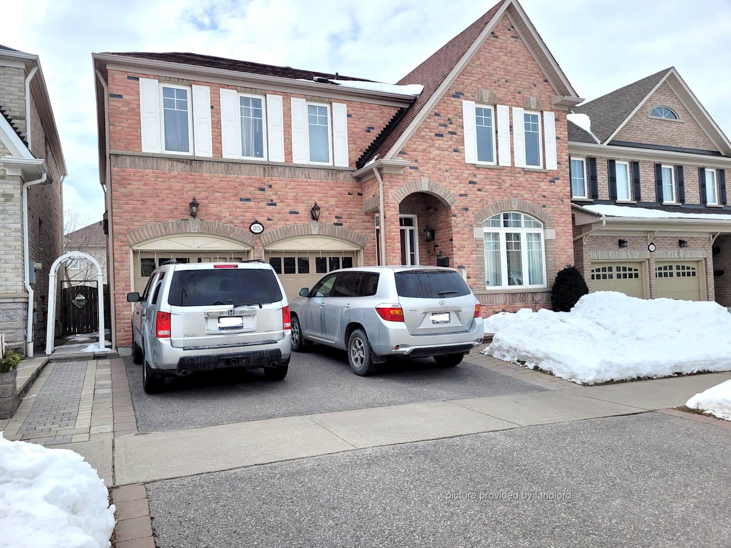 For rent 25 Slader Heights St Ajax, 3+ bdrm Viewit 228827