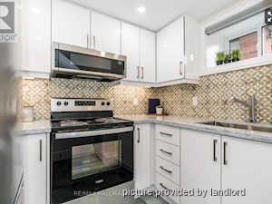 Bachelor apartment for rent in TORONTO