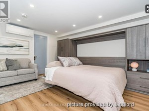 Bachelor apartment for rent in TORONTO