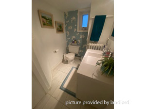 Room / Shared apartment for rent in TORONTO