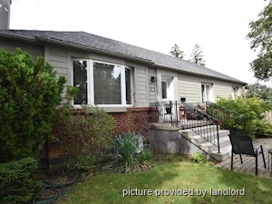 Room / Shared apartment for rent in TORONTO