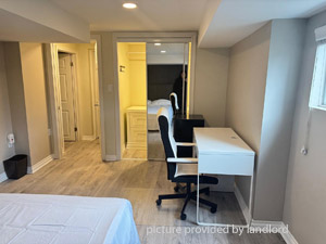 Room / Shared apartment for rent in TORONTO