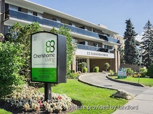 Bachelor apartment for rent in North York