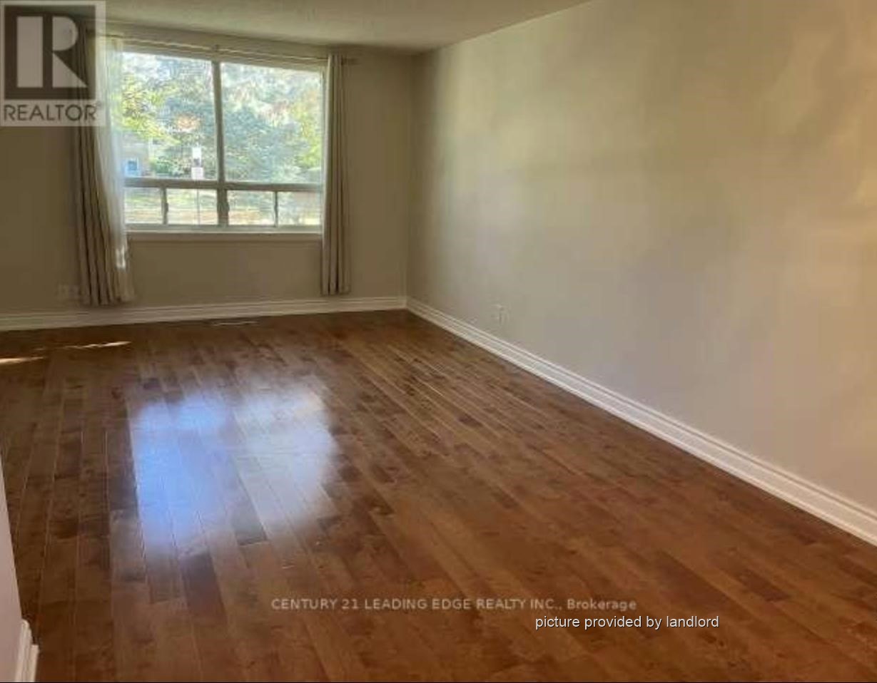 For rent LeslieOverland Toronto, 3+ bdrm Viewit 231184