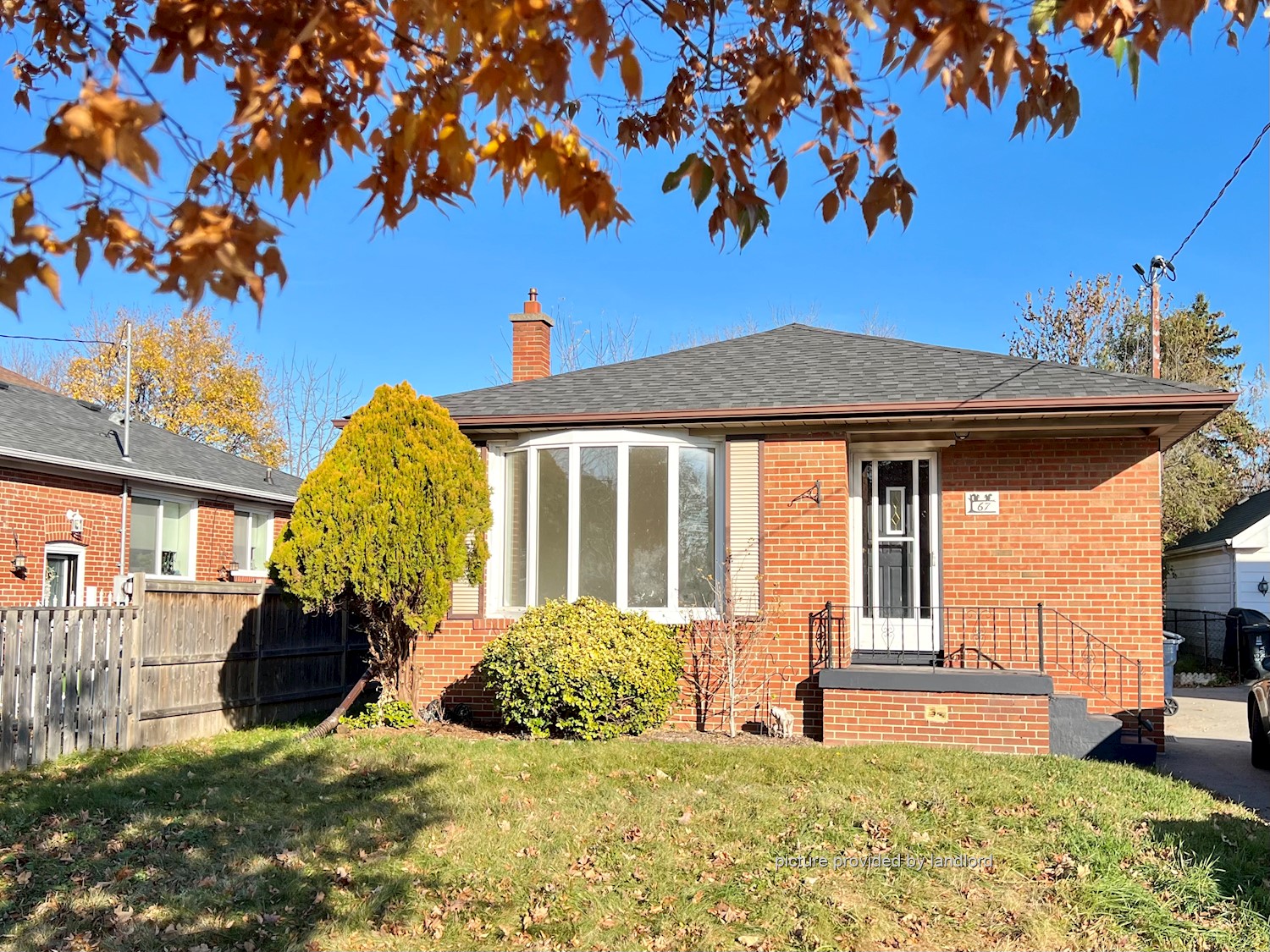 for-rent-kennedy-st-clair-toronto-3-bdrm-viewit-231457