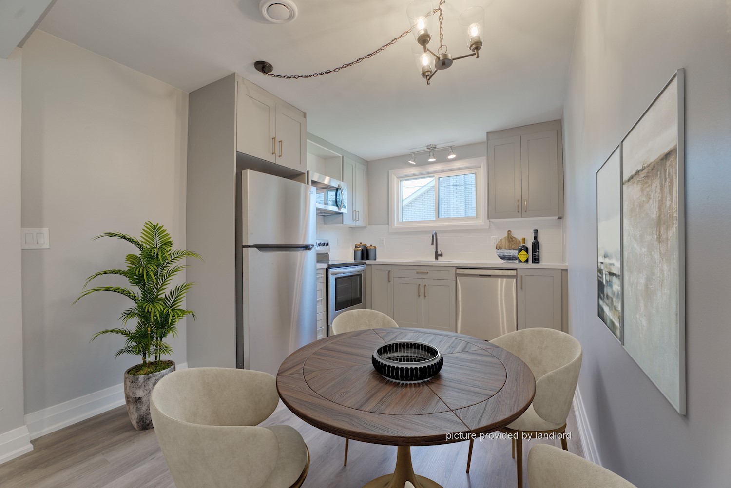 For rent 19 Baker Street Kingston, 3+ bdrm Viewit 231598