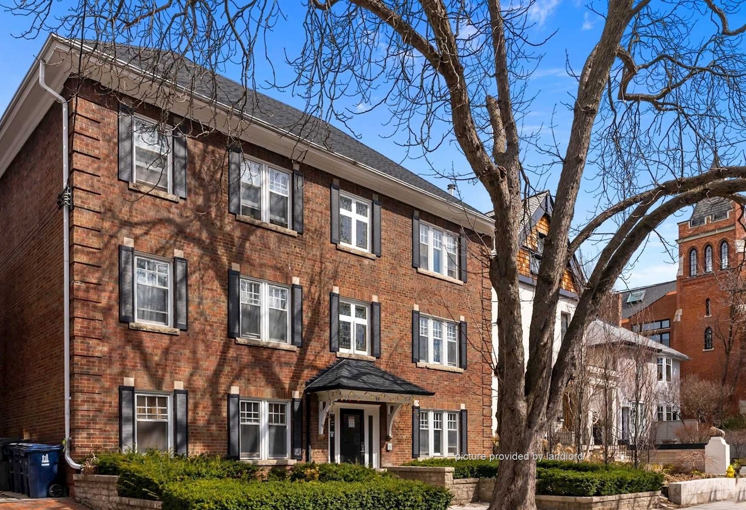 For rent YongeMacpherson Toronto, 1 bdrm Viewit 231853