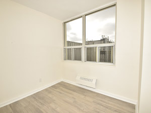 3+ Bedroom apartment for rent in TORONTO