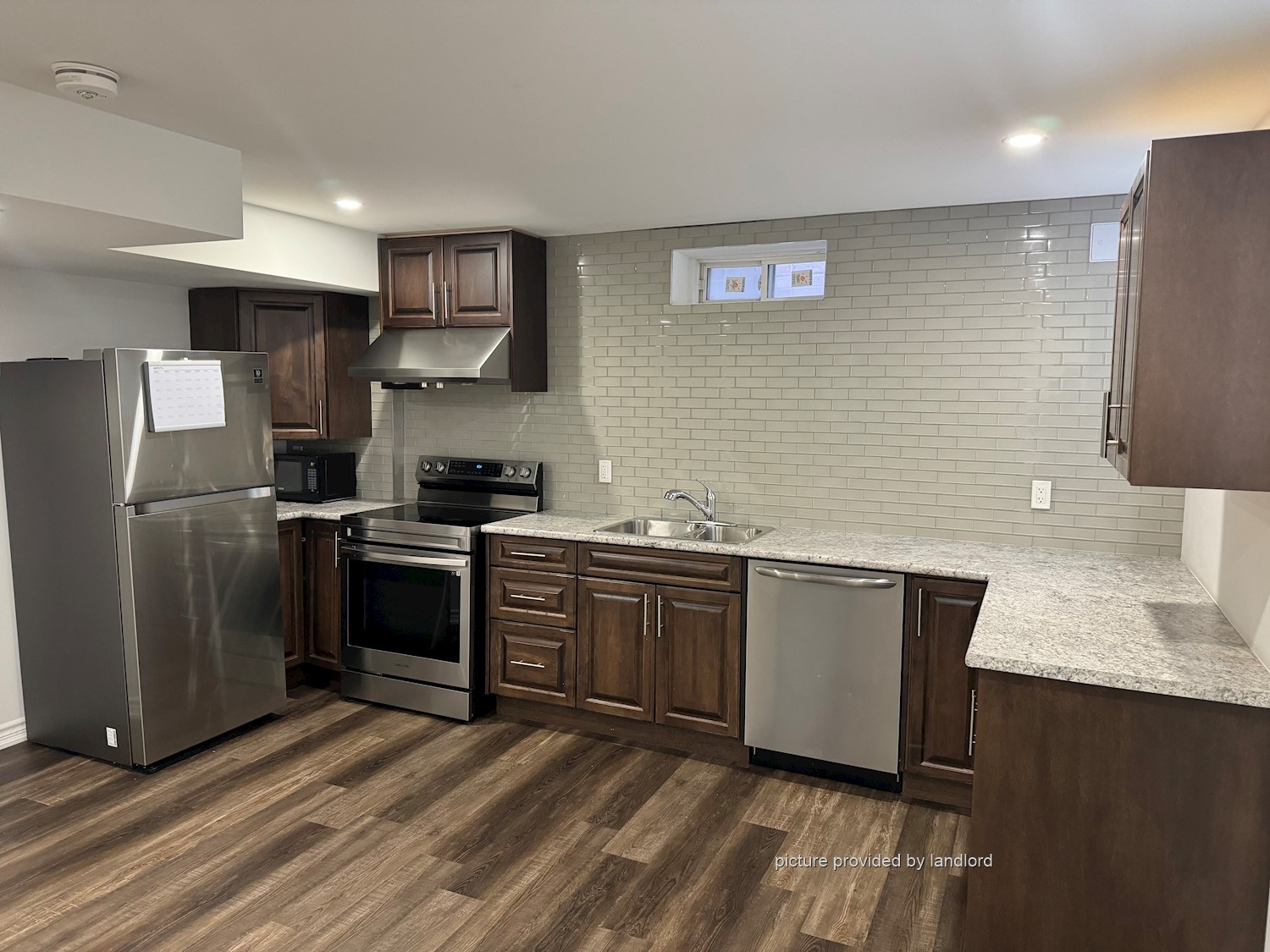 For rent Weston RoadMajormack Vaughan, 2 bdrm Viewit 232291