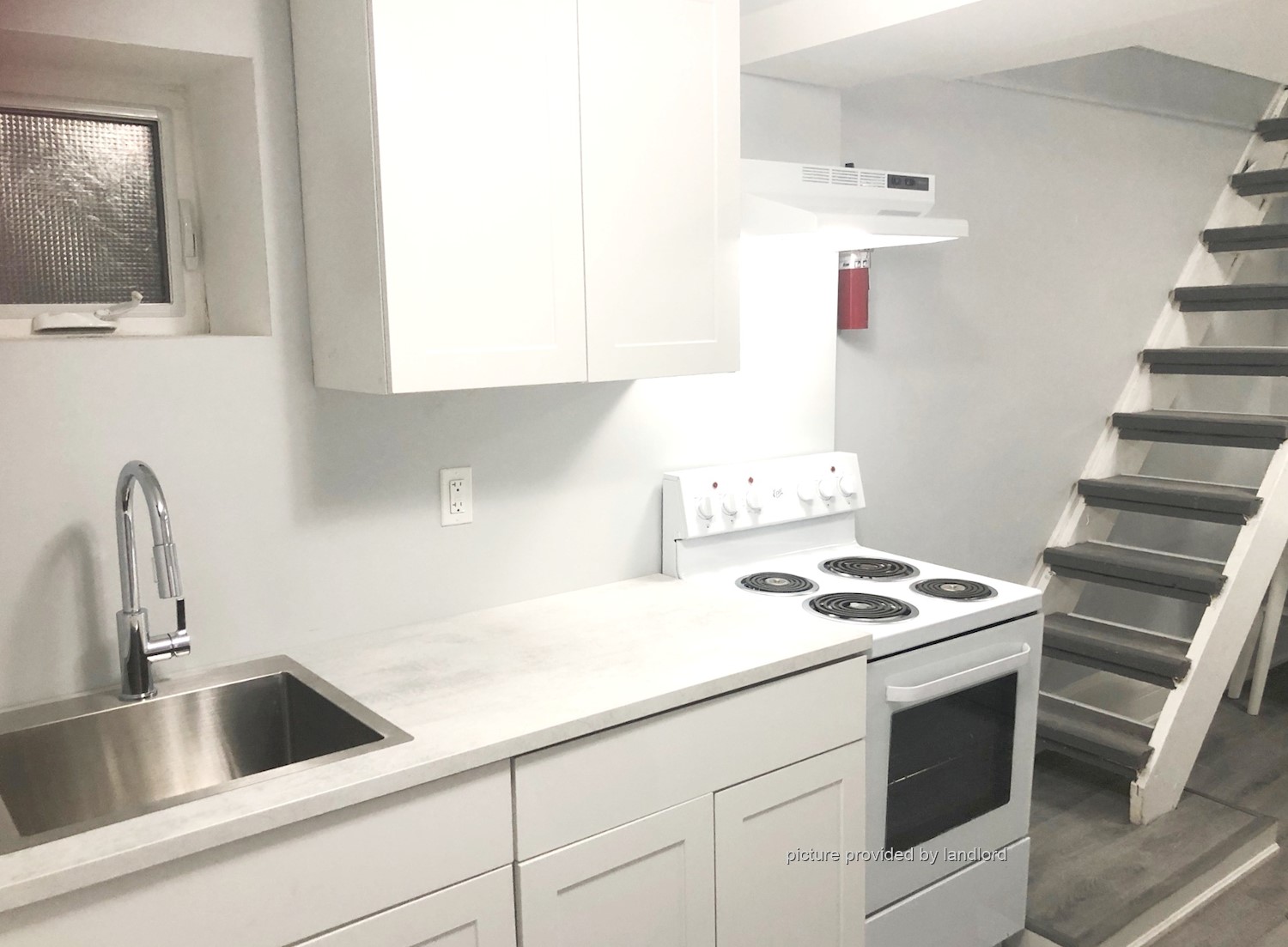 For rent WoodbineQueen Toronto, Room Viewit 232378