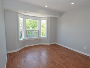 3+ Bedroom apartment for rent in TORONTO   