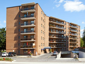 Bachelor apartment for rent in OAKVILLE 