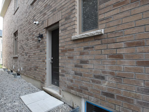 2 Bedroom apartment for rent in Caledon   