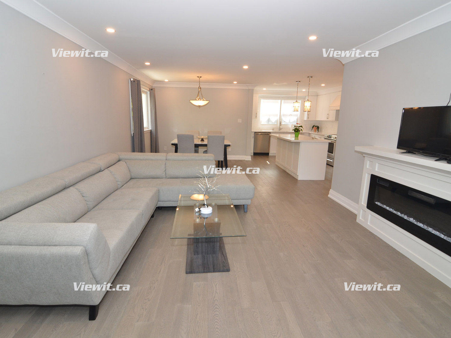 Lake Shore-Browns Lin Etobicoke, 2 bdrm 4