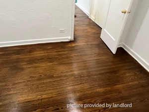 Bachelor apartment for rent in TORONTO 