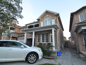 2 Bedroom apartment for rent in MAPLE  