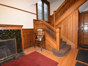 3+ Bedroom apartment for rent in TORONTO   