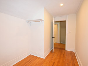 3+ Bedroom apartment for rent in TORONTO   