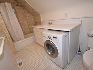 3+ Bedroom apartment for rent in TORONTO   