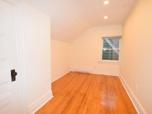 3+ Bedroom apartment for rent in TORONTO   