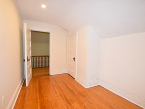 3+ Bedroom apartment for rent in TORONTO   