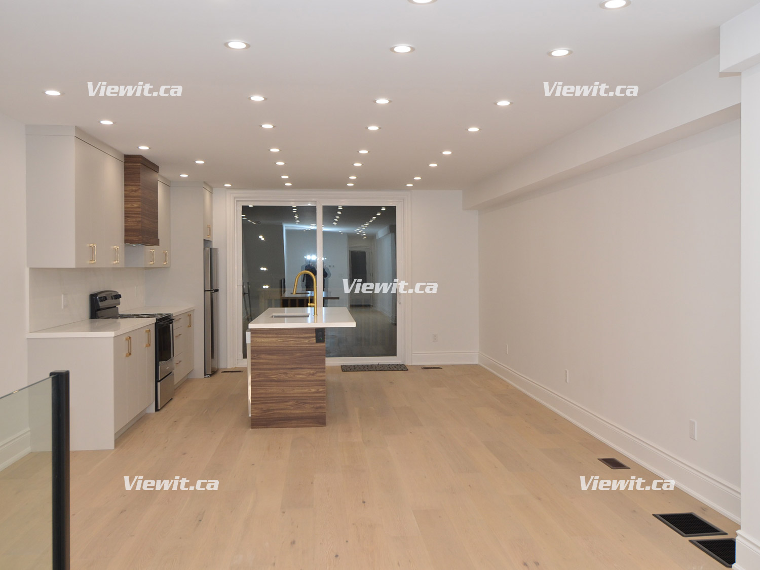 For rent JaneSt Clair York, 2 bdrm Viewit 233367