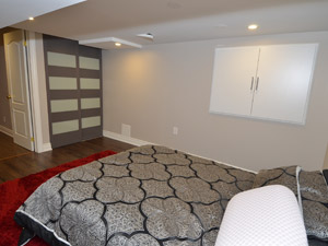 2 Bedroom apartment for rent in AJAX