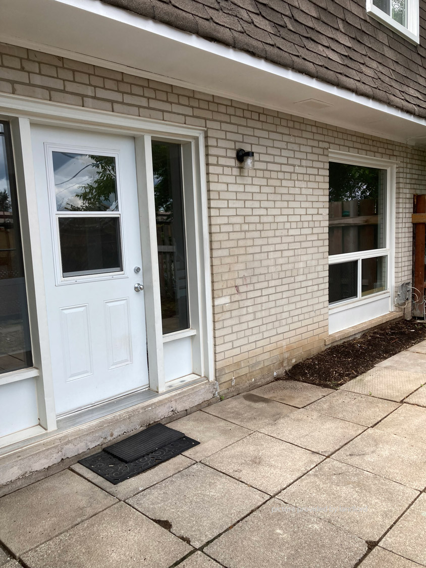 For rent 2030 Bluefields Dr Burlington, 3+ bdrm Viewit 233465