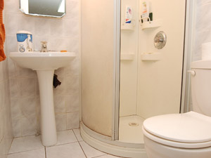 Room / Shared apartment for rent in SCARBOROUGH  