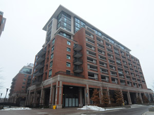 Rental Condo Dufferin St.-Lawrence Ave. W, Toronto, ON