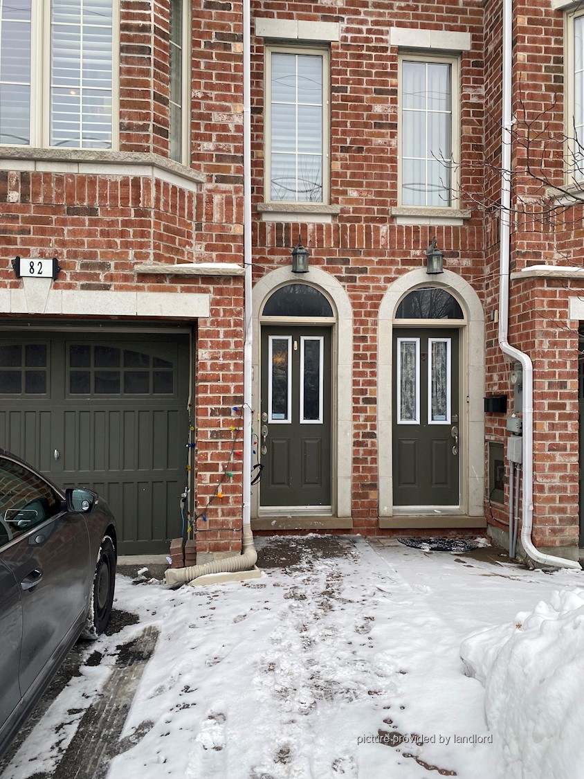 For rent YongeMajor Mackenzie Richmond Hill, 3+ bdrm Viewit 233555