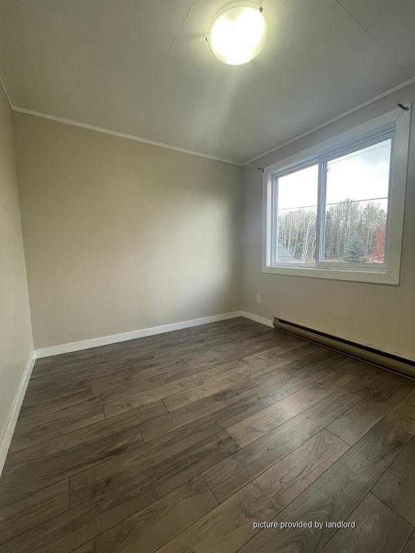 For rent 97 Federal Street Kirkland Lake, 3+ bdrm Viewit 233596